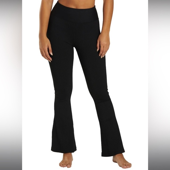 Year of Ours Pants - NWT Year Of Ours Ribbed Flare Black Leggings Pants Stretch Yoga Women’s Small